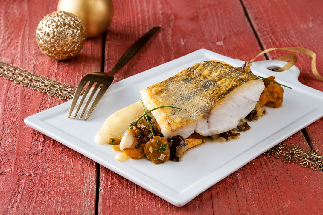 Pavé de sandre rôti sauce au beurre blanc et fricassée de champignons